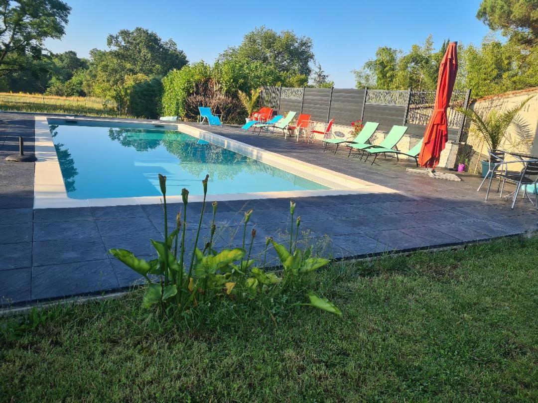 Aux Abris Des Vents D'Anges Bed & Breakfast Les Artigues-de-Lussac Exterior photo